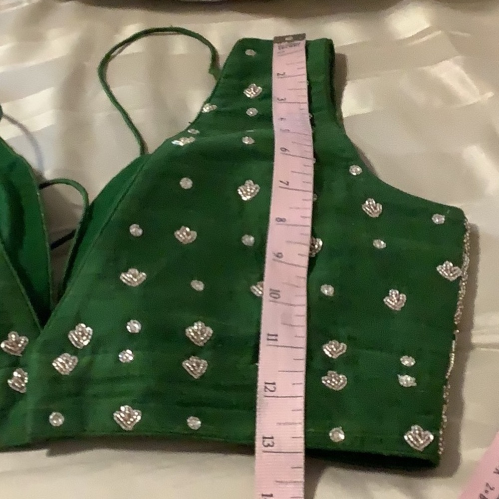 Green Embellished Indian Crop Top with Sheer Dupatta/indian Pakistani lengha fr - Picture 14 of 15